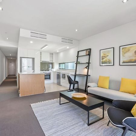 Quattro On Astor Aparthotel Brisbane Exterior photo